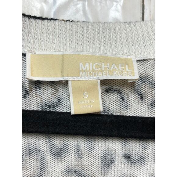 Michael Kors Leopard Print V Neck Knit Sweater Small - Picture 8 of 8